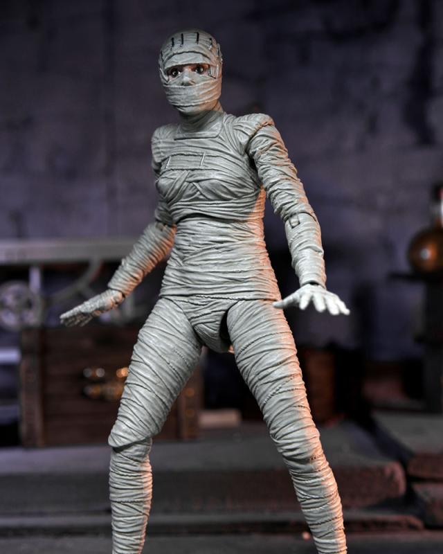 Universal Monsters Action Figure Ultimate Bride of Frankenstein (Color) 18 cm