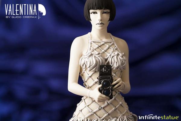 Crepax Valentina Statue - Infinite Statue