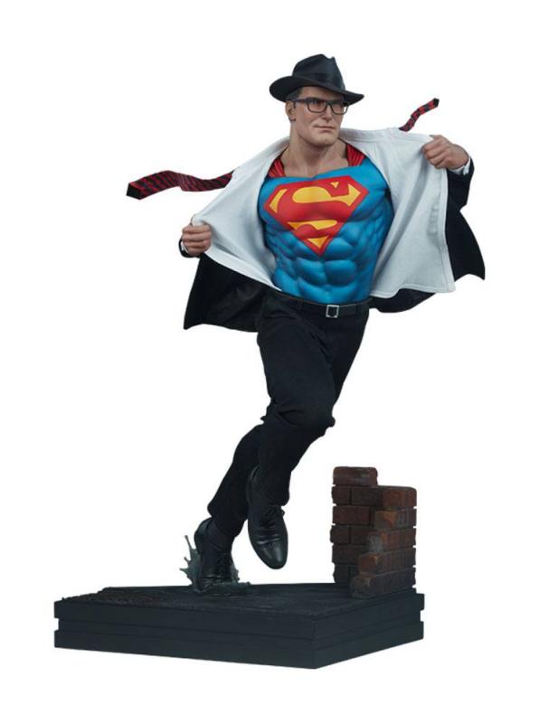 DC Comics Premium Format Figure Superman: Call to Action 50 cm