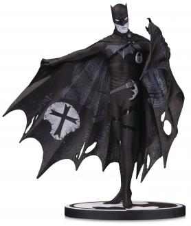 Batman Black & White Statue Batman by Gerard Way 20 cm