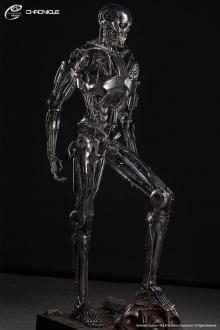 Terminator Genisys Life-Size Statue T-800 Endoskeleton 198 cm