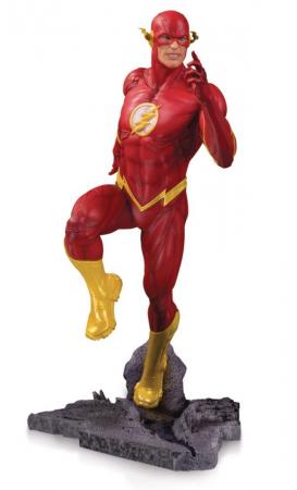 DC Core PVC Statue The Flash 23 cm