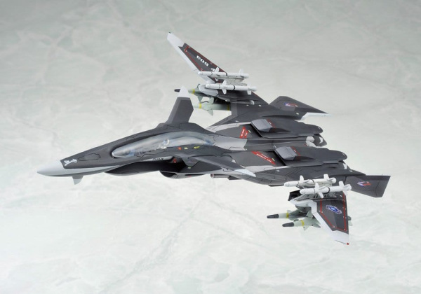 Yukikaze Fairy Air Force Tactical Reconnaissance Model Kit 1/100 FFR-41MR Mave Yukikaze Renewal Ver. 1