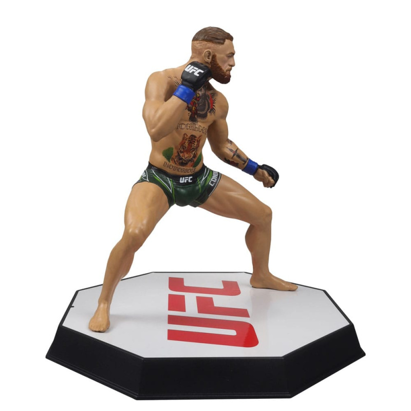 UFC Posed PVC Statue Conor McGregor 18 cm 4