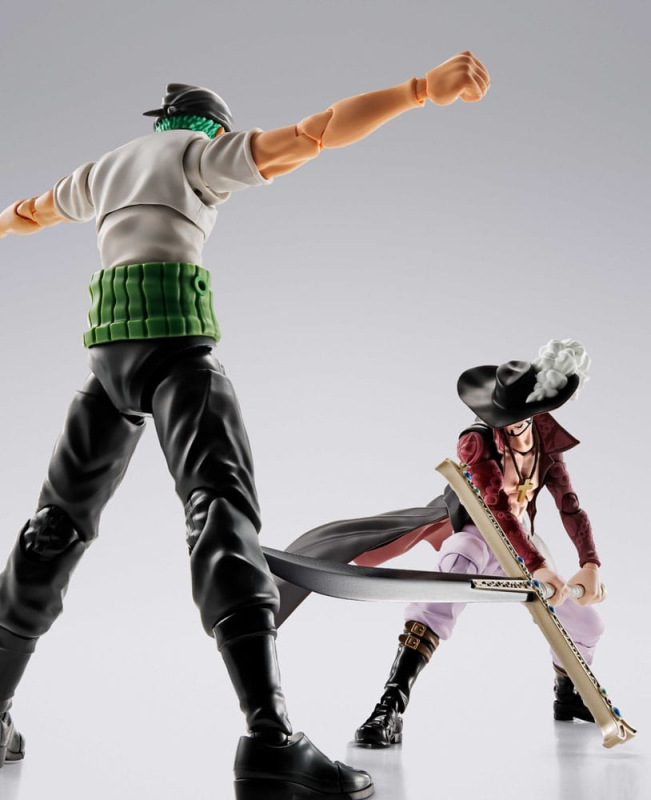 One Piece S.H.Figuarts Action Figure Dracule Mihawk Hawkeye 17 cm 6