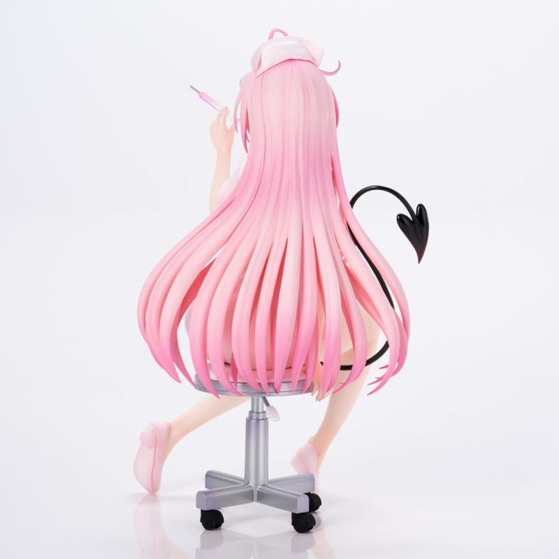 To Love-Ru Darkness Statue PVC Lara Satalin Deviluke Nurse Cos 26 cm