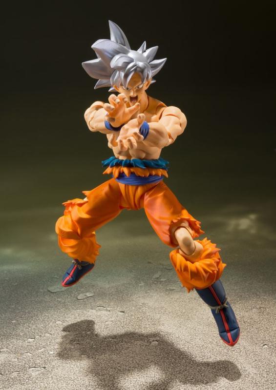 Dragon Ball Super S.H. Figuarts Action Figure Son Goku Ultra Instinct 14 cm 2