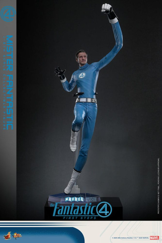 The Fantastic Four: First Steps Movie Masterpiece Action Figure 1/6 Mister Fantastic 30 cm 2