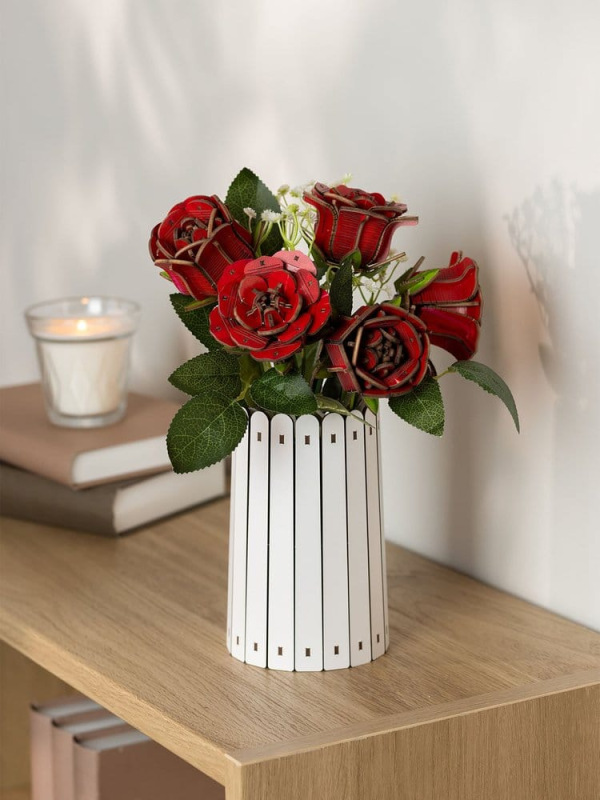 Revell Flowers Wooden Flowers Dream of Roses 22 cm 8