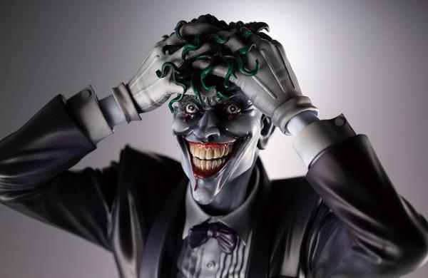 Batman The Killing Joke ARTFX Statue 1/6 The Joker One Bad Day 30 cm