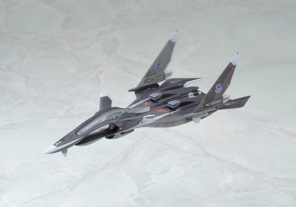 Yukikaze Fairy Air Force Tactical Reconnaissance Model Kit 1/100 FFR-41MR Mave Yukikaze Renewal Ver. 9