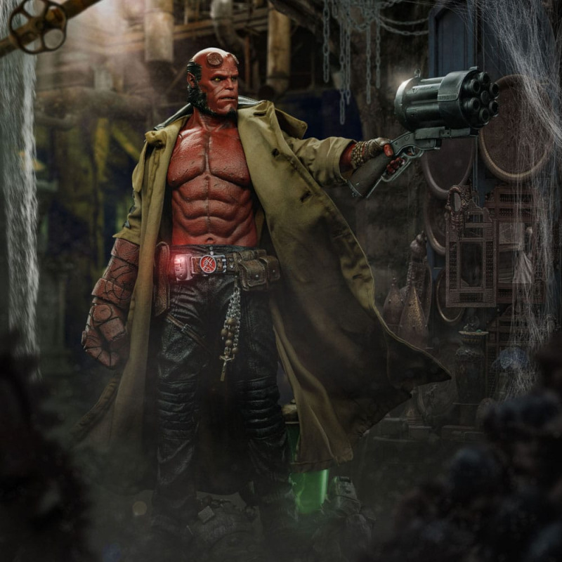 Hellboy Deluxe Art Scale Statue 1/4 Hellboy cm 4