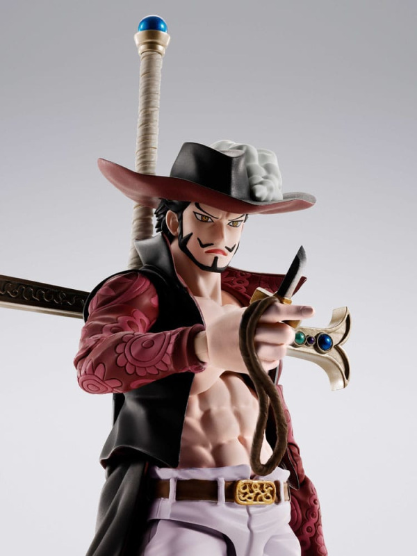 One Piece S.H.Figuarts Action Figure Dracule Mihawk Hawkeye 17 cm 5