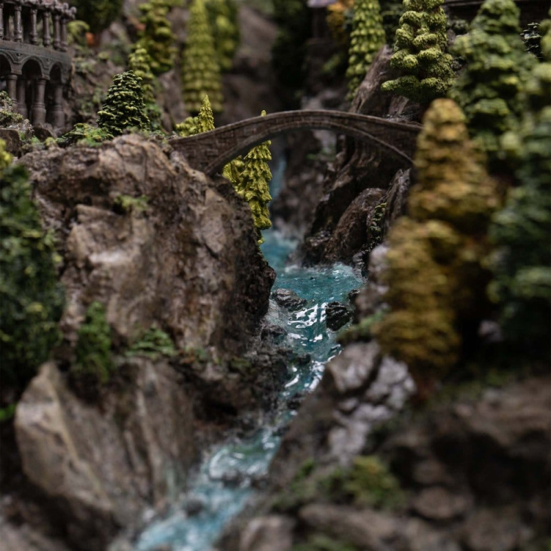 The Lord of the Rings Diorama Rivendell Limited Edition 28 cm 10