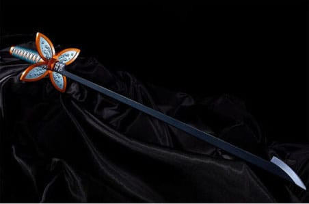 Demon Slayer: Kimetsu no Yaiba Proplica Replica 1/1 Nichirin Sword (Shinobo Kocho) 88 cm 1