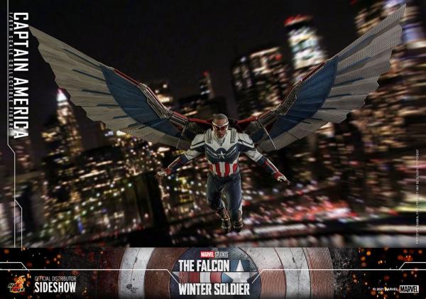 The Falcon and The Winter Soldier: Captain America 1/6 Action Figure - Hot Toys