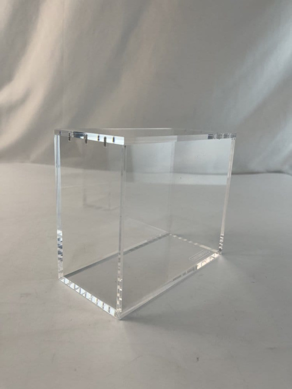 Evoretro Acrylic Display Case for Bandai One Piece TCG Booster Box (English) 6