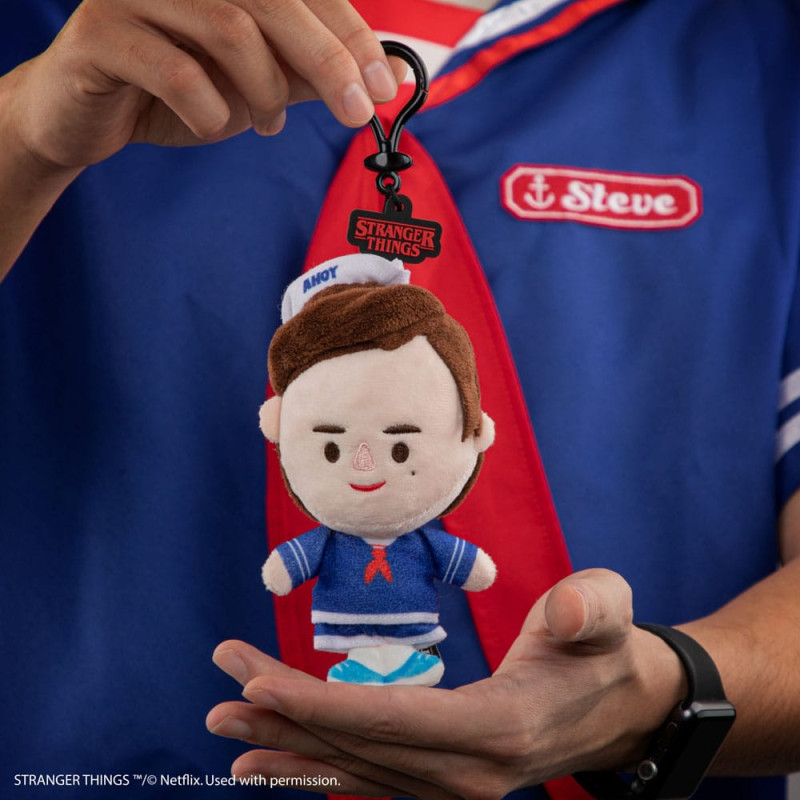 Stranger Things: Steve Scoops Ahoy Plush Keychain 1