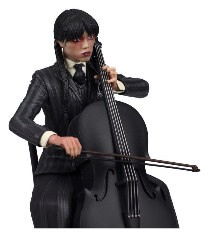 Wednesday Cello Figure with Figurative Keychain 20 cm 4