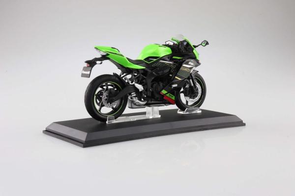 Diecast Bike Series Statue 1/12 Kawasaki Ninja ZX-25R Lime Green×Ebony 16 cm