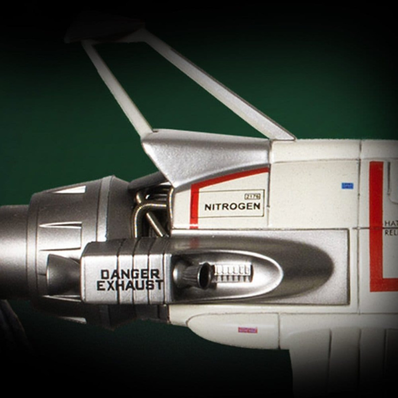 UFO Deluxe Die-Cast Replica Interceptor 18 cm 8