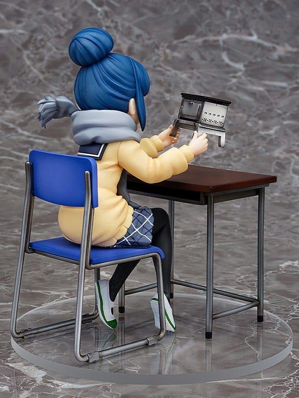 Laid-Back Camp PVC Statue 1/7 Rin Shima: Look What I Bought Ver. 14 cm