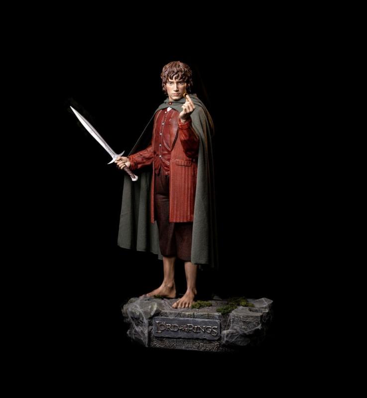 Lord of the Rings Life-Size Statue Frodo 152 cm 2