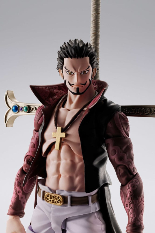 One Piece S.H.Figuarts Action Figure Dracule Mihawk Hawkeye 17 cm 10