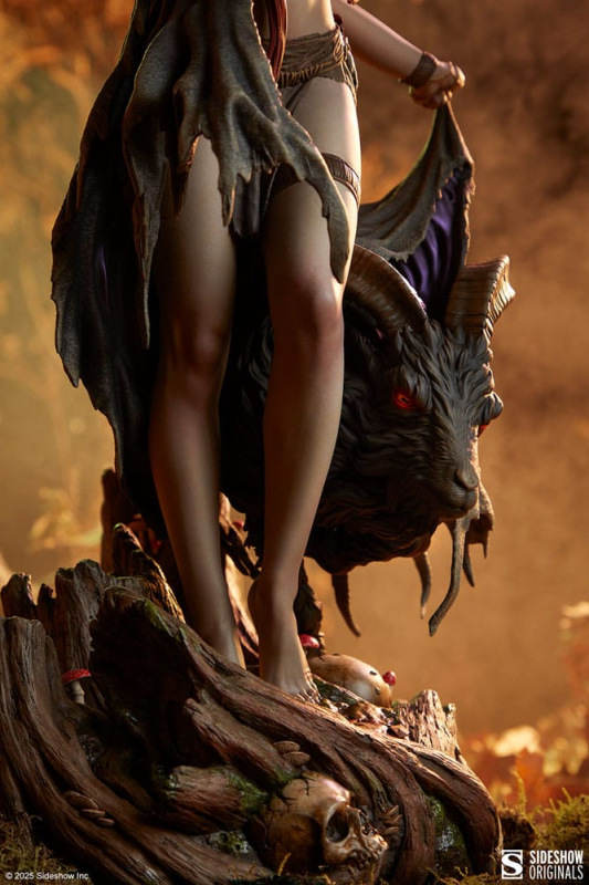 Sideshow Originals Premium Format Figure Witch of the Woods 59 cm 5