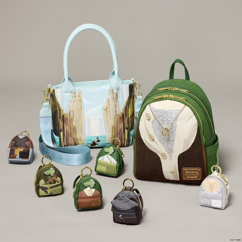 Lord of the Rings by Loungefly Bag Charm Mystery Box Display (15) 1