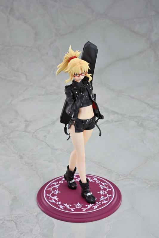 Fate/Apocrypha PVC Statue 1/7 Red Saber (Mordred) Original Glasses Model Ver. 22 cm