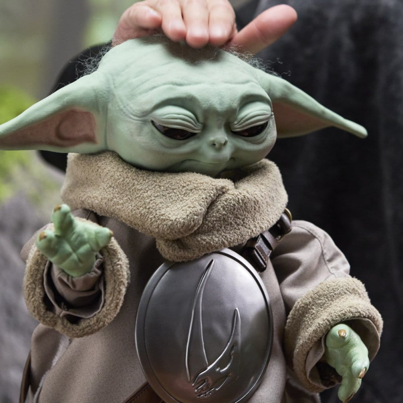 Star Wars Animatronic Life-Size Figure Ultimate Grogu 37 cm 5