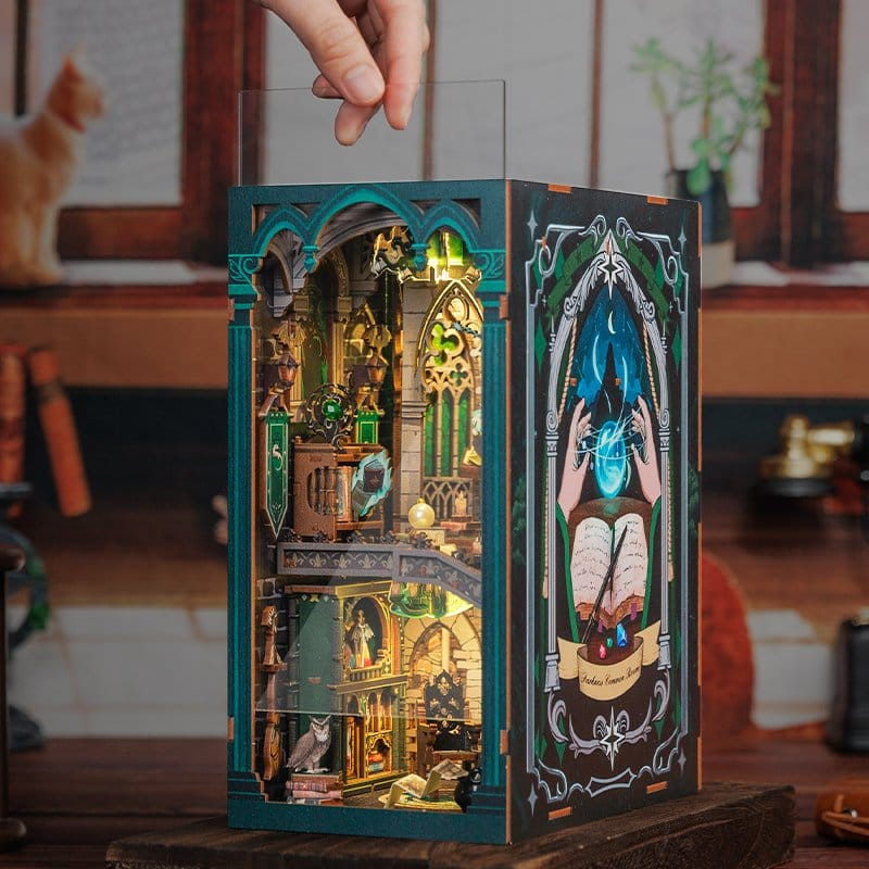 Book Nook Darkness Common Room 23 x 11 cm 4