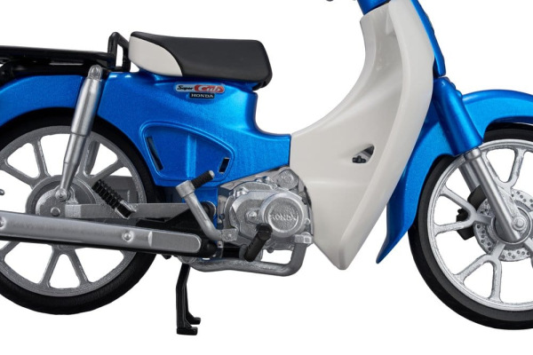 Honda Kaitanics Plastic Model Kit Super Cub 110 Glint Wave Blue Metalic 12