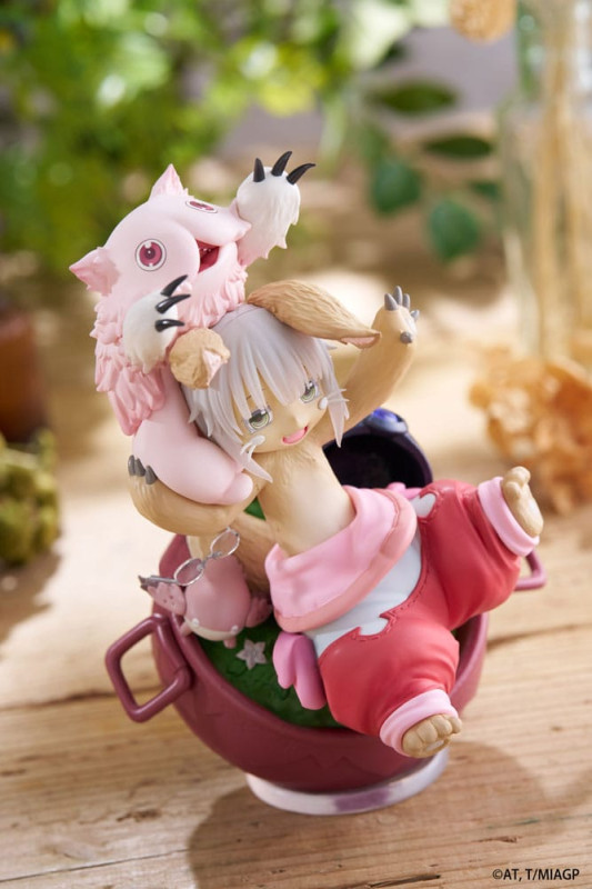 Made in Abyss: The Golden City of the Scorching Sun AMP+ PVC Statue Statue Nanachi My Treasure Reiss 10