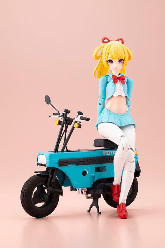 Megami Device Buster Doll Series Plastic Model Kit 1/1 Knight Alice with Honda AB12 Motocompo 15 cm 1