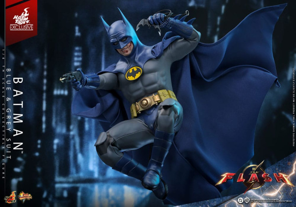 The Flash Movie Masterpiece Action Figure 1/6 Batman (Blue & Grey Suit) Limited Edition Hot Toys Exc 5
