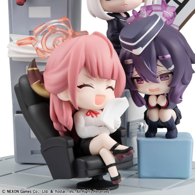 Blue Archive FigUnity PVC Figure 14 cm (with gift) 4