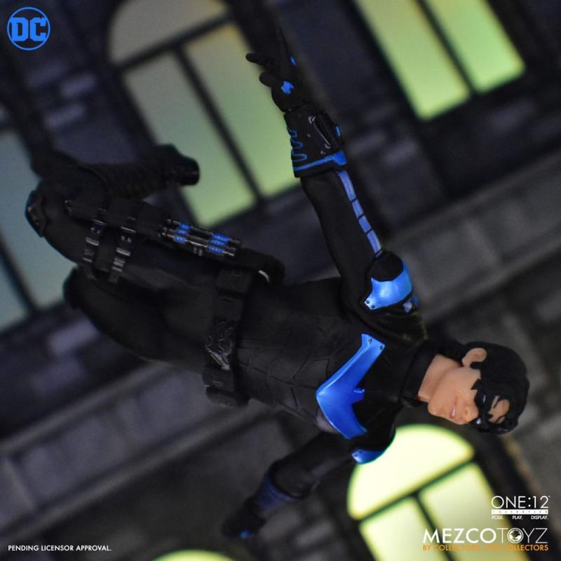 DC Comics Action Figure 1/12 Nightwing 17 cm