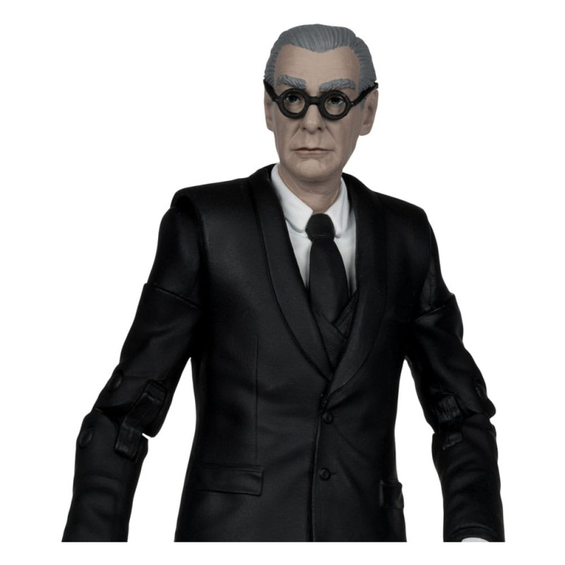Batman Forever DC Multiverse Action Figure with Vehicle Alfred Pennyworth & Batmobile (Gold Label) 7 3