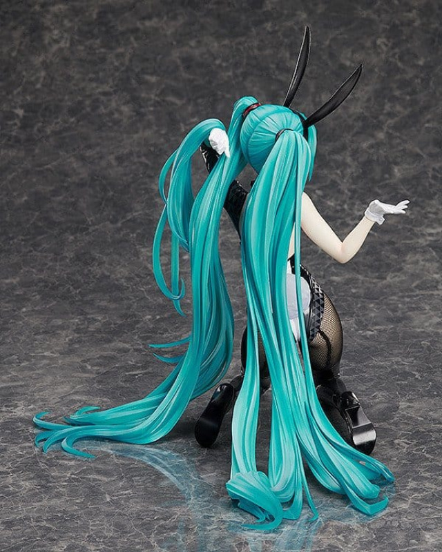 Character Vocal Series 01: Hatsune Miku PVC Figure 1/4 Bunny Ver. / Art by SanMuYYB 30 cm 6