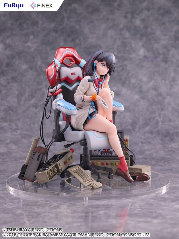 SSSS. Gridman Universe BiCute Bunnies PVC Statue Rikka Takarada Gaming Chair Ver. 19 cm 1