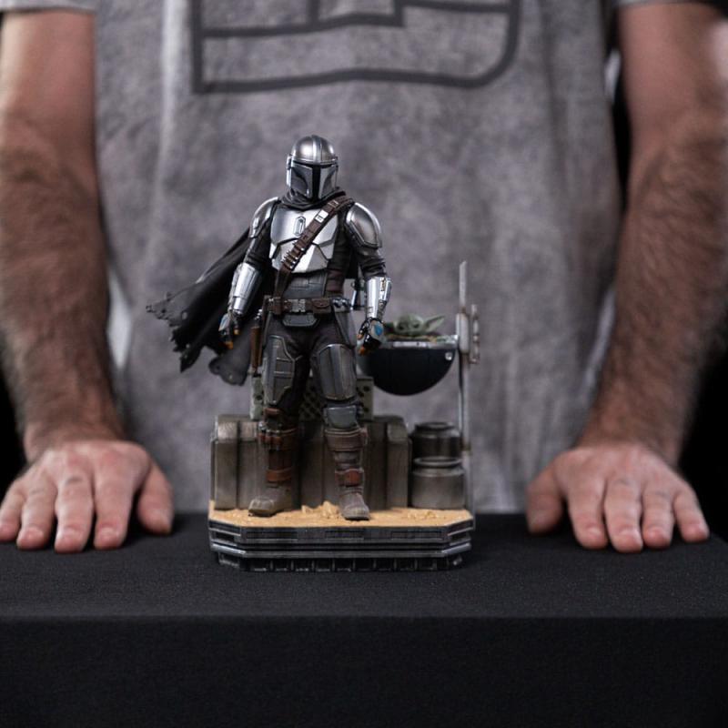 Star Wars The Mandalorian Scale Statue 1/10 Din Djarin and Din Grogu 21 cm 6