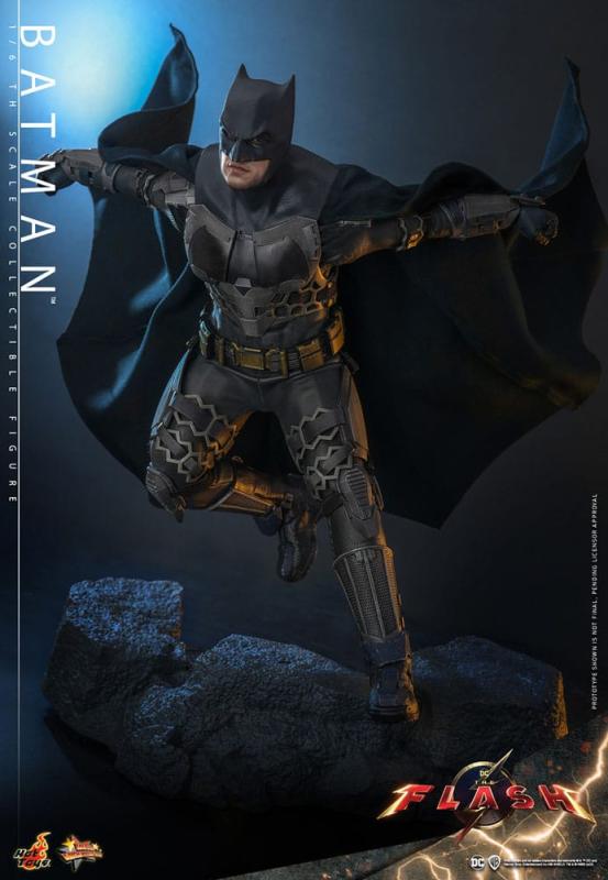 The Flash Movie Masterpiece Action Figure 1/6 Batman 30 cm 2