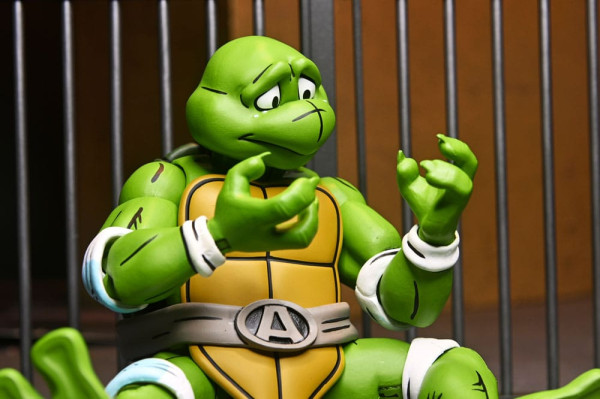 Teenage Mutant Ninja Turtles Action Figure April as the 5th Turtle 18 cm 5