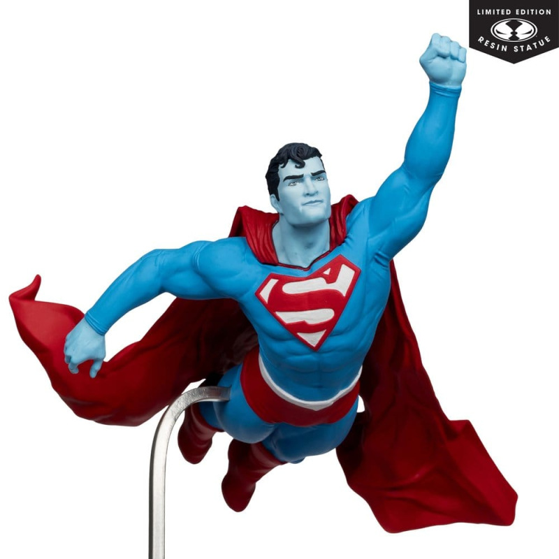 DC Direct Superman Red & Blue Statue 1/10 Superman by Lee Bermejo 26 cm 1