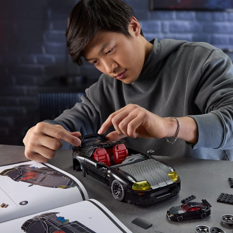 Hot Wheels Elite Mattel Brick Shop Building Set 1/16 '94 Toyota Supra MKIV 1