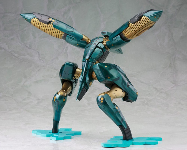 Metal Gear Solid 4 Plastic Model Kit 1/100 Metal Gear Ray 21 cm 7