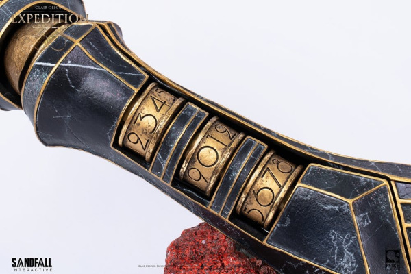 Clair Obscur: Expedition 33 Replica 1/1 Scale Arm of Gustave 48 cm 10