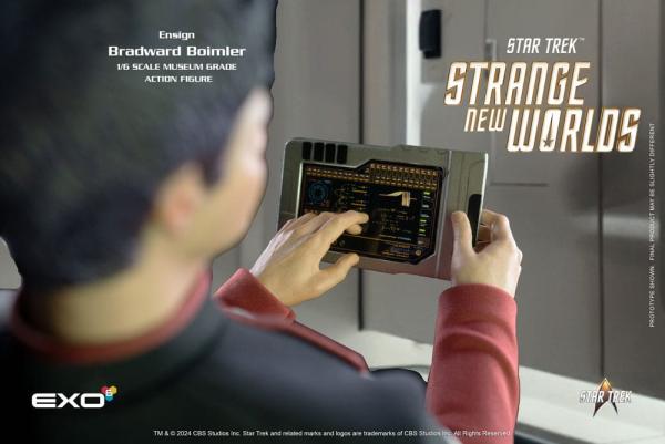 Star Trek: Strange New Worlds Action Figure 1/6 Ensign Boimler 30 cm 5